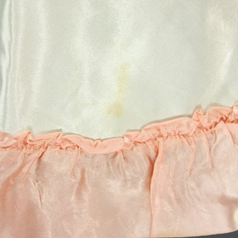 Vintage Beth Jacobs Schools Print Satin Ruffles Tie Back Half Apron 1950s 1960s